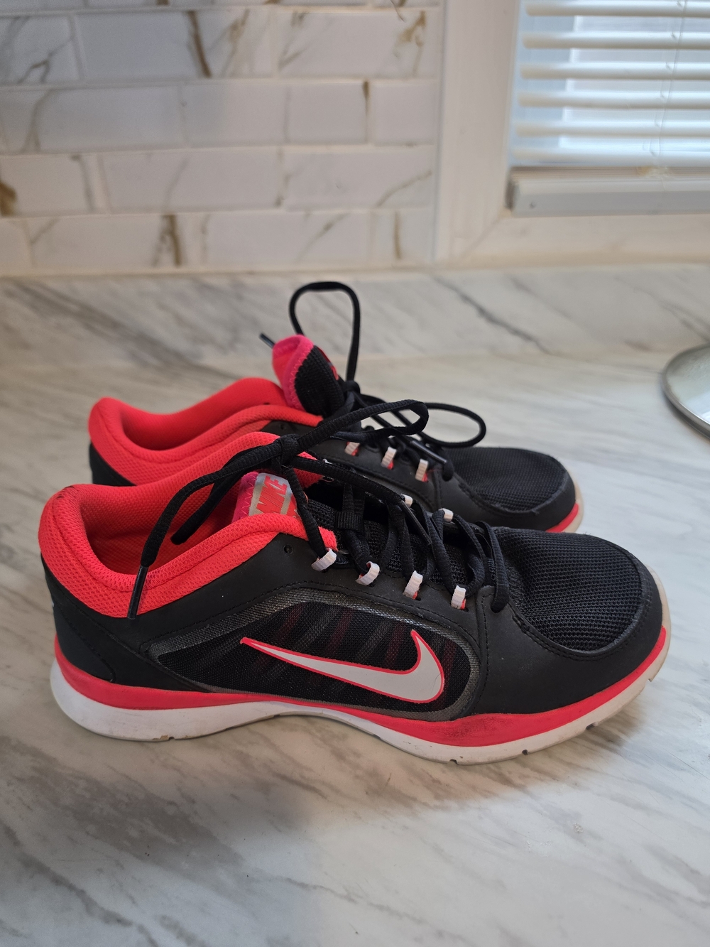 Nike Kids Black & Hot Pink Athletic Sneakers